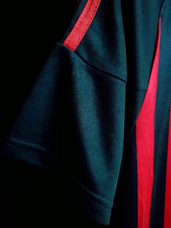 Camisa Retrô AC Milan I 2002/03 – Masculina - Imagem 3
