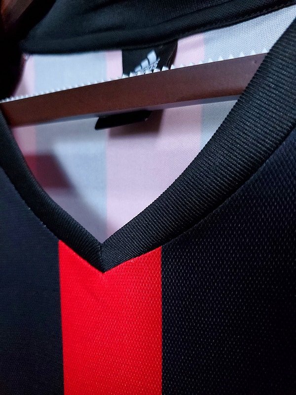 Camisa Retrô AC Milan I 2002/03 – Masculina - Imagem 7
