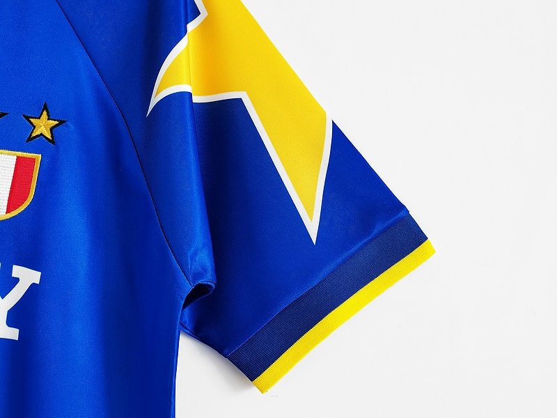 Camisa Juventus II 1995/96 – Masculina – Versão Torcedor - Imagem 3