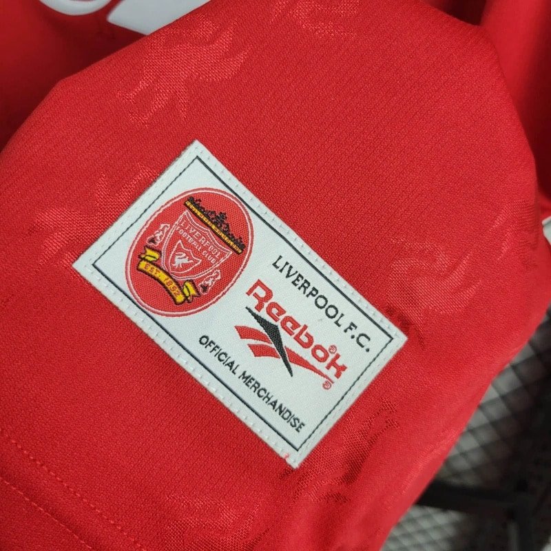 Camisa Retrô Liverpool I 1996/97 – Masculina - Imagem 4