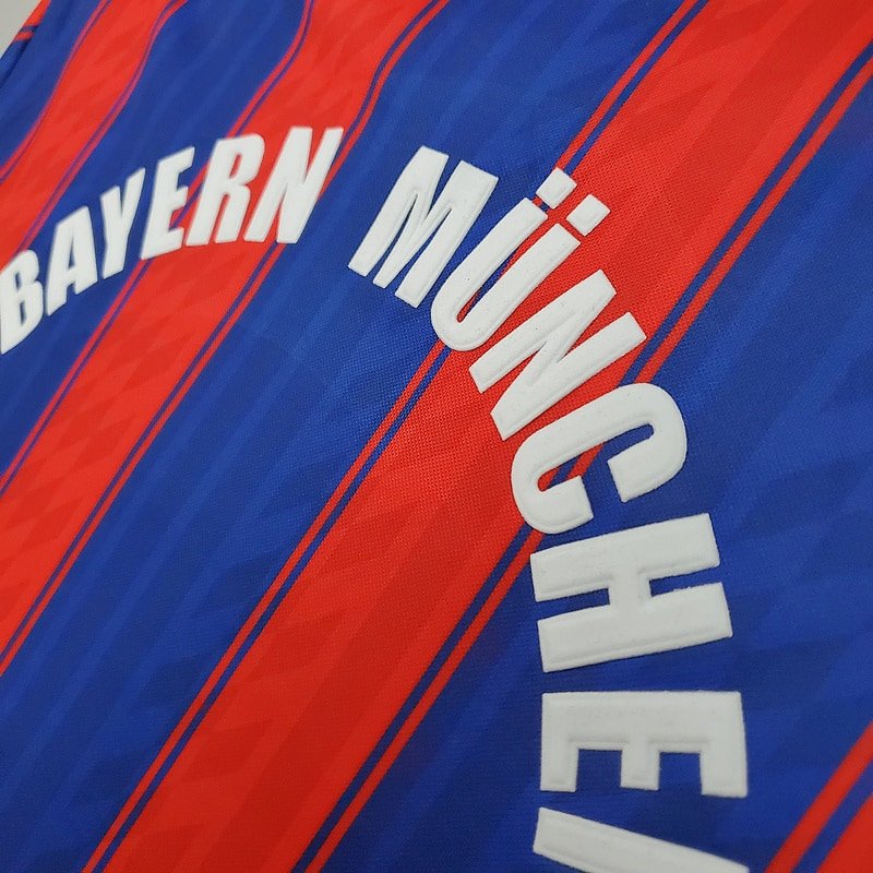 Camisa Retrô Bayern de Munique I 1995/97 – Masculina - Imagem 7