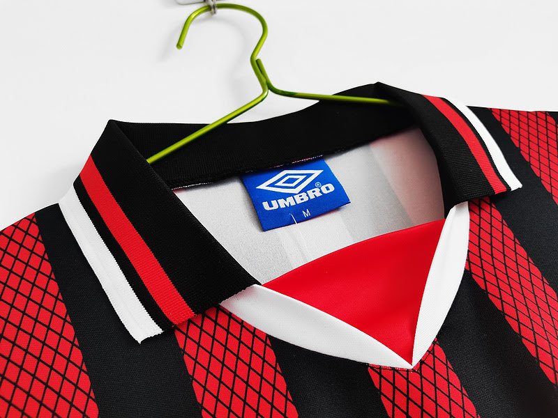 Camisa Retrô Manchester City II 1994/96 – Masculina - Imagem 5
