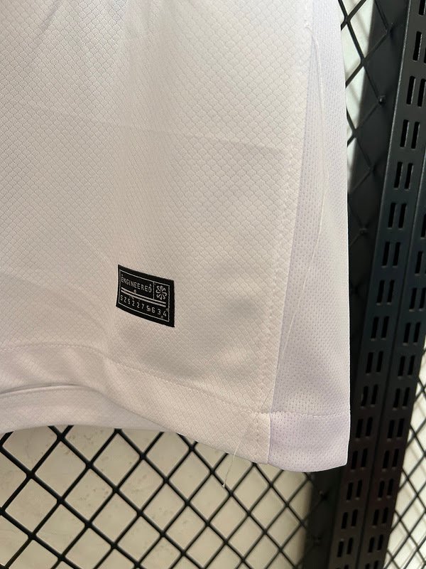 Camisa Barcelona 2025/26 – Masculina – Versão Torcedor – Branca - Imagem 3