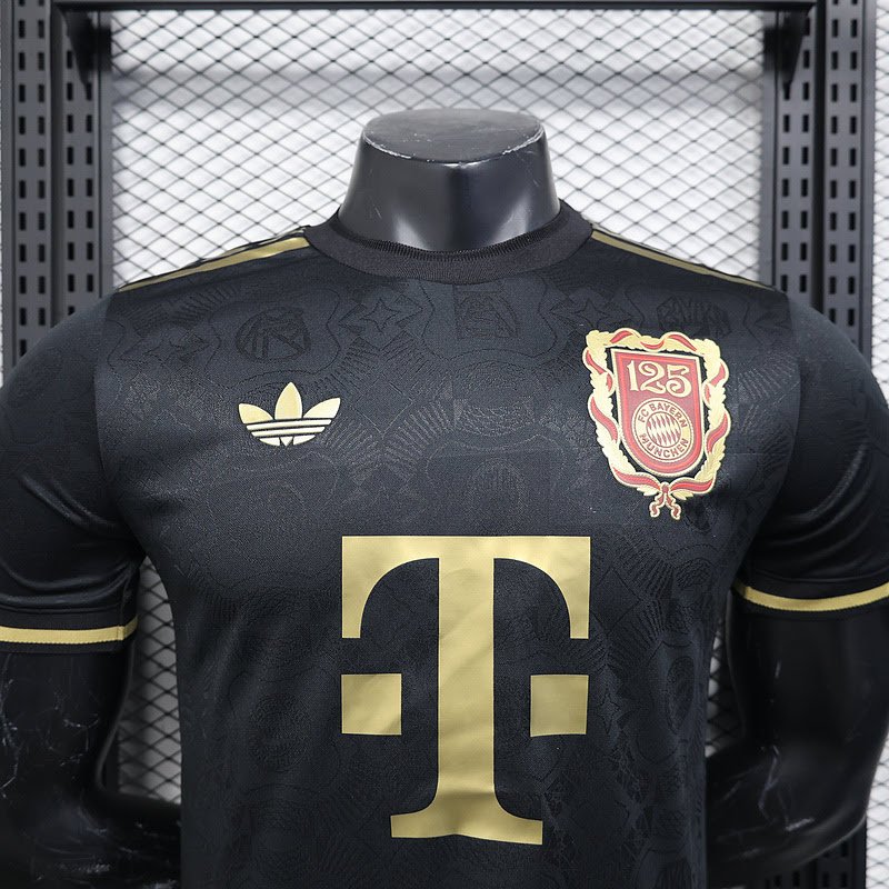 Camisa Bayern de Munique 2025/26 – Masculina – Versão Jogador – Preta - Imagem 6