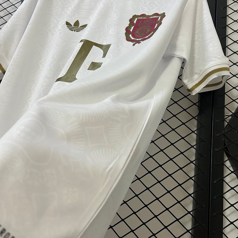 Camisa Bayern de Munique 2025/26 – Masculina – Versão Torcedor – Branca - Imagem 4