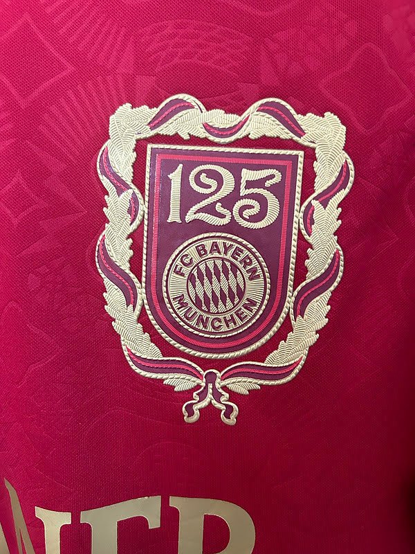 Camisa Bayern de Munique 2025/26 – Masculina – Versão Torcedor - Imagem 6