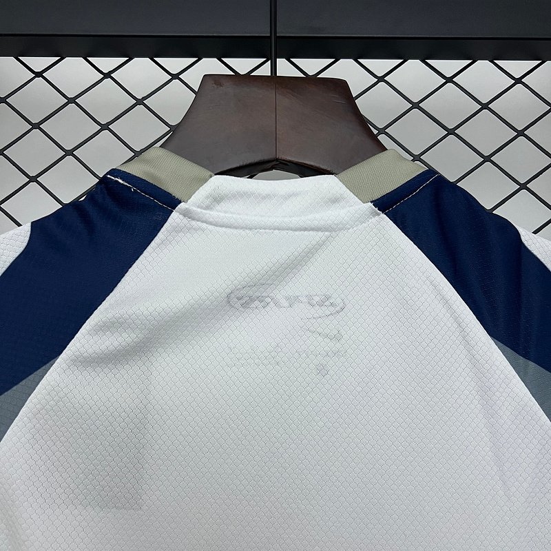 Kit Infantil Tottenham I 2025/26 - Imagem 4