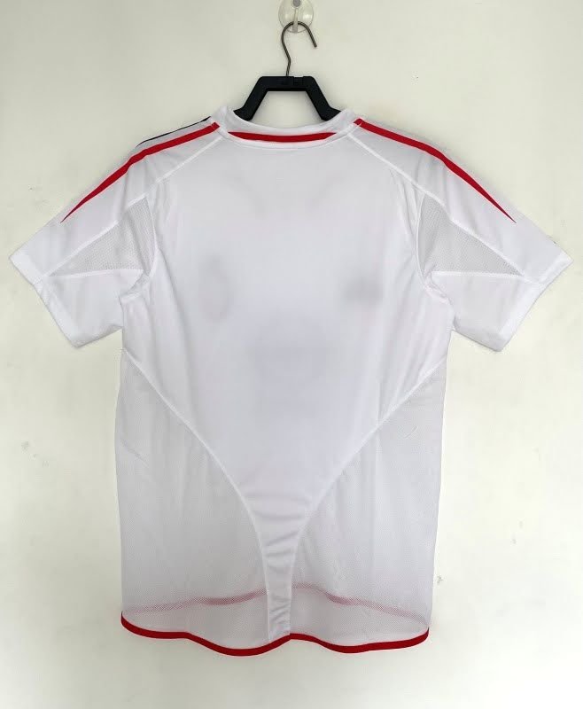 Camisa Retrô AC Milan II 2004/05 – Masculina - Imagem 2