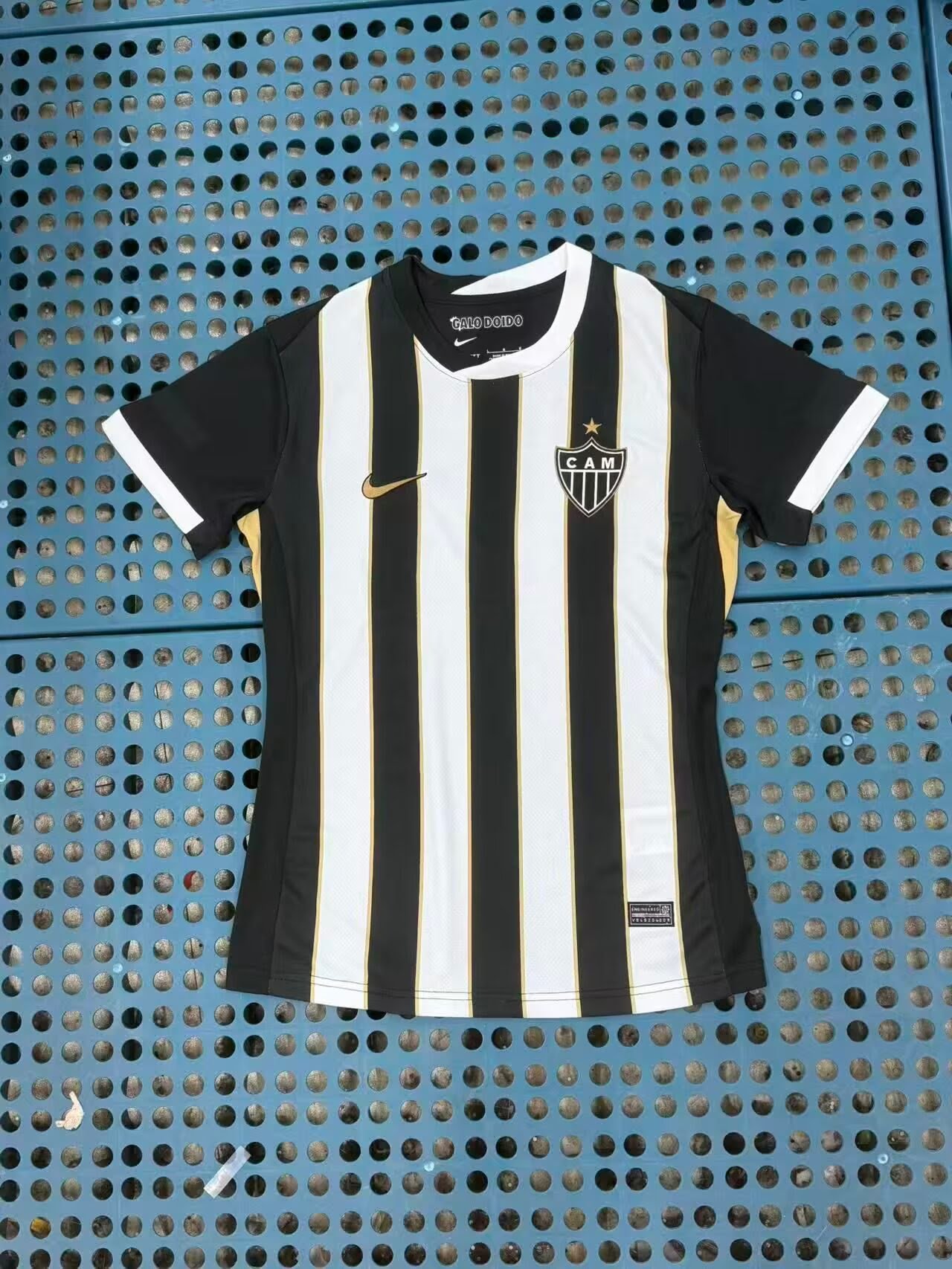 Camisa Atlético Mineiro I 2026/27 – Feminina – Versão Torcedor - Imagem 3