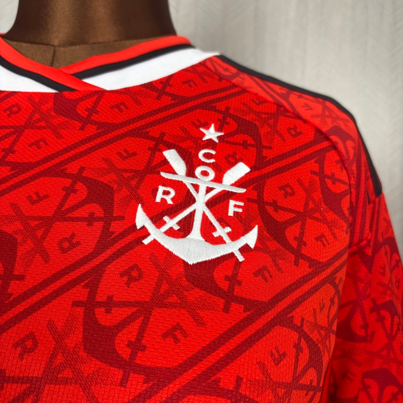 Camisa Flamengo Edição Especial 2026/27 – Feminina – Vermelha - Imagem 3