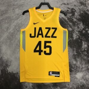 Regata NBA Utah Jazz – Mithchll #45 – Away – 2023 – Amarela – Masculina