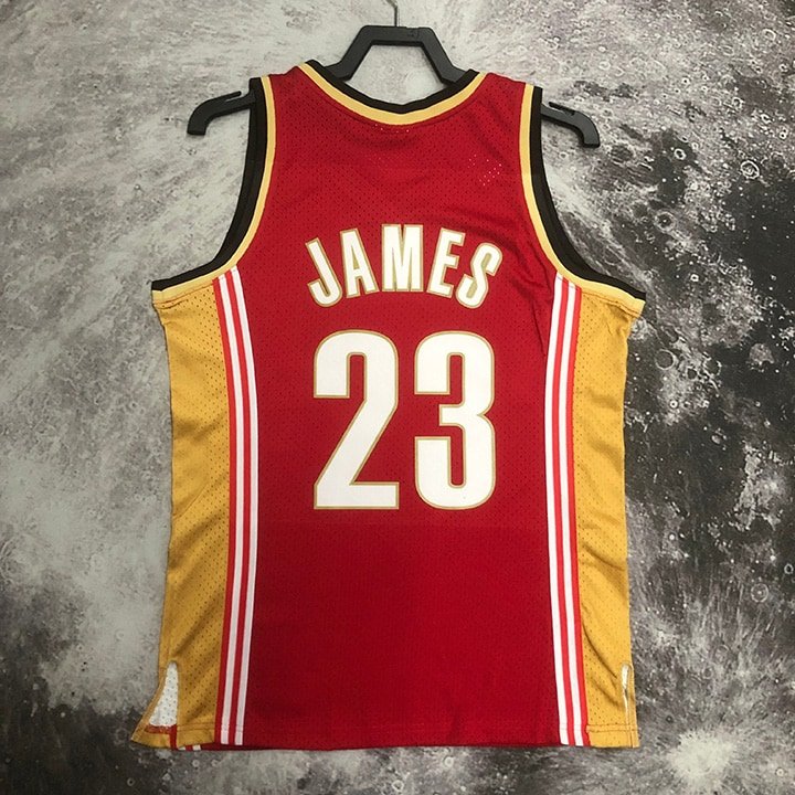 Regata NBA Cleveland Cavaliers – #23 – 2003/04 – Vermelha – Masculina – Imagem 2