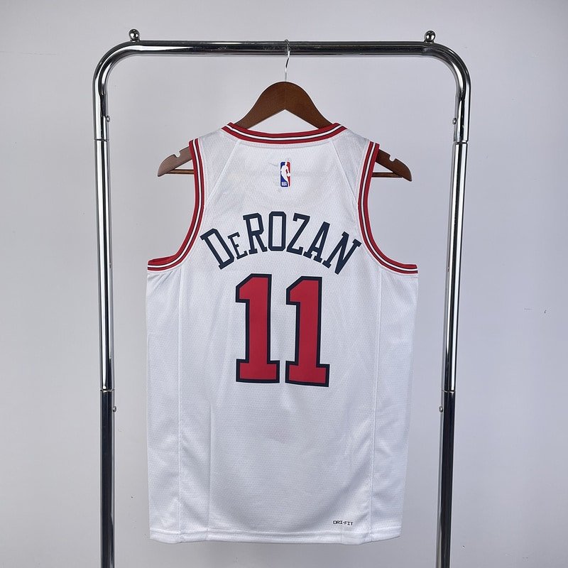 Regata NBA Chicago Bulls – #11 – 2023/24 – Branca – Masculina – Imagem 2
