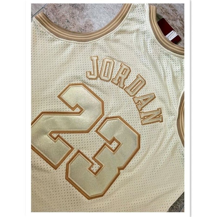 Regata NBA Chicago Bulls – Jordan #23 – 2097/98 – Masculina – Imagem 2