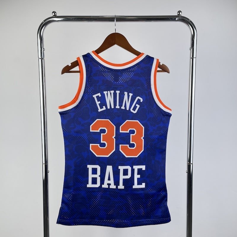 Regata NBA New York Knicks – Co-Branded Ball #33 – Azul – Masculina