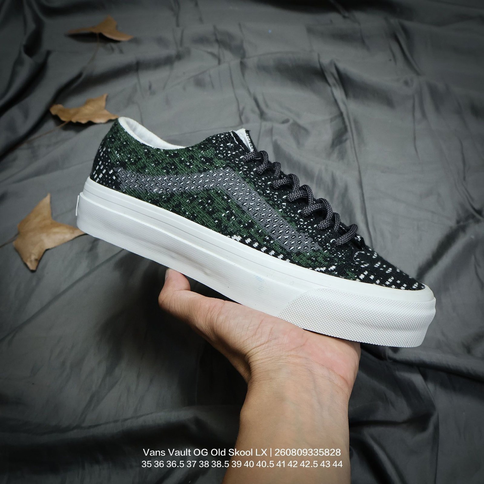 Tênis Vans Vault OG Old Skool LX