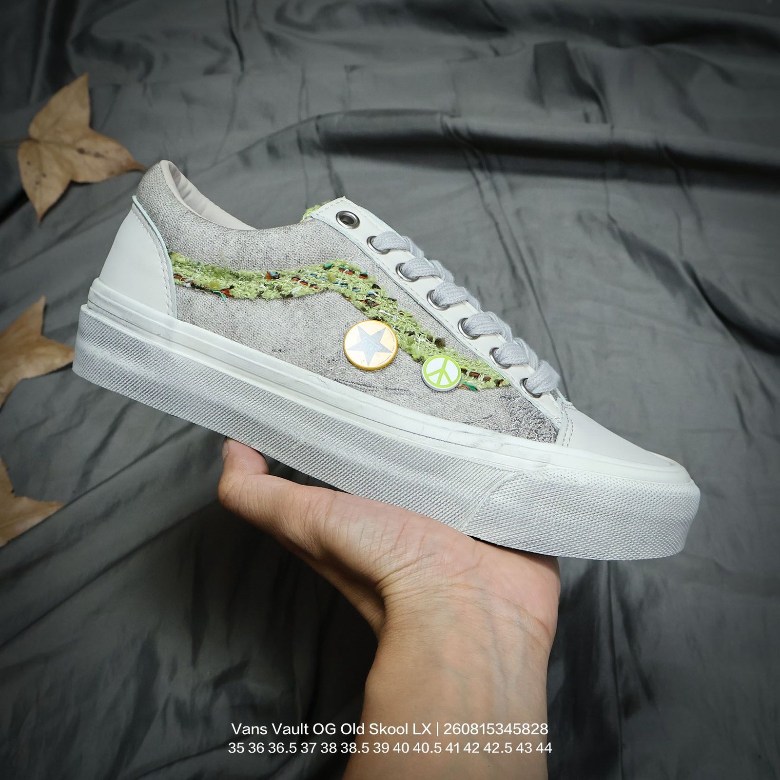 Tênis Vans Vault OG Old Skool LX