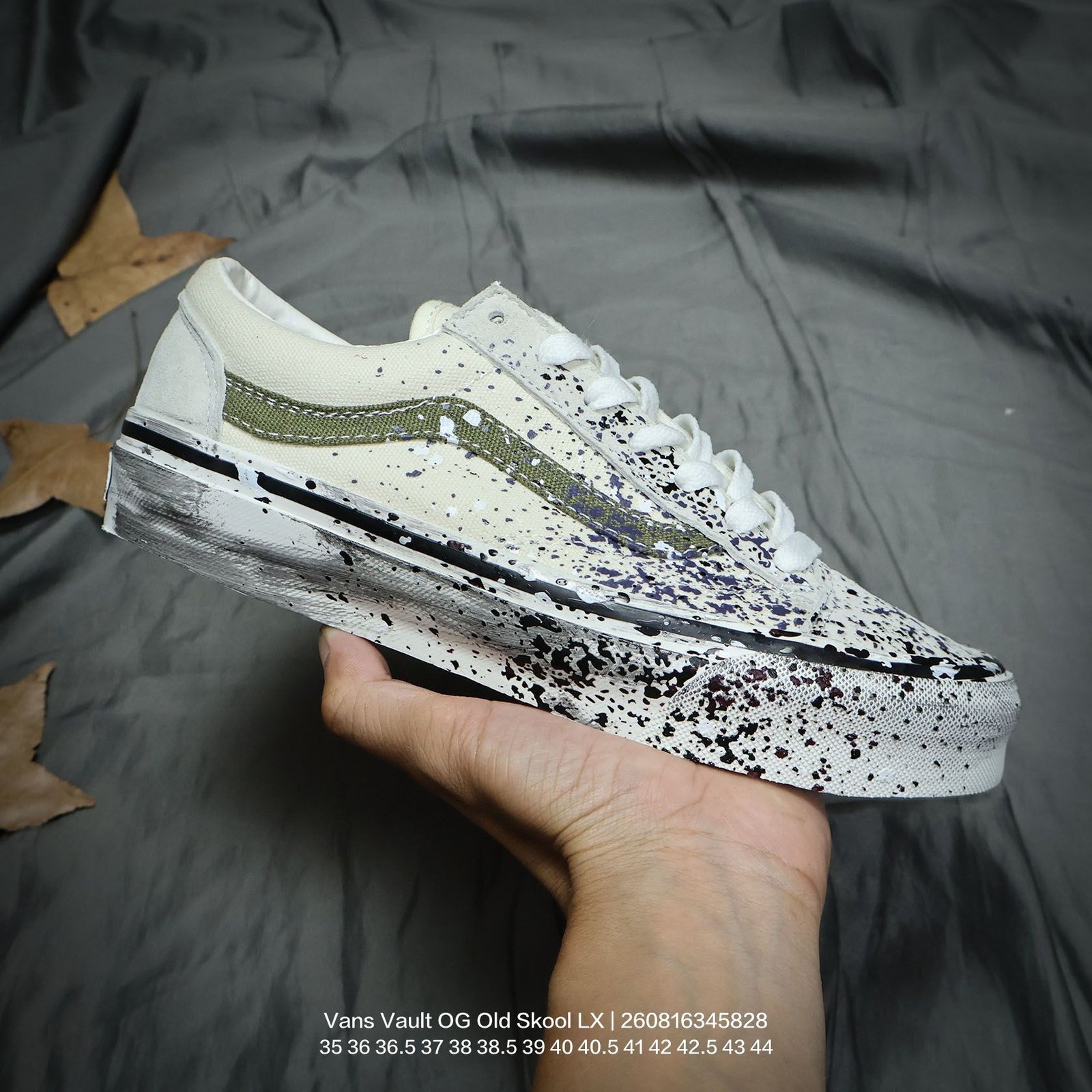 Tênis Vans Vault OG Old Skool LX
