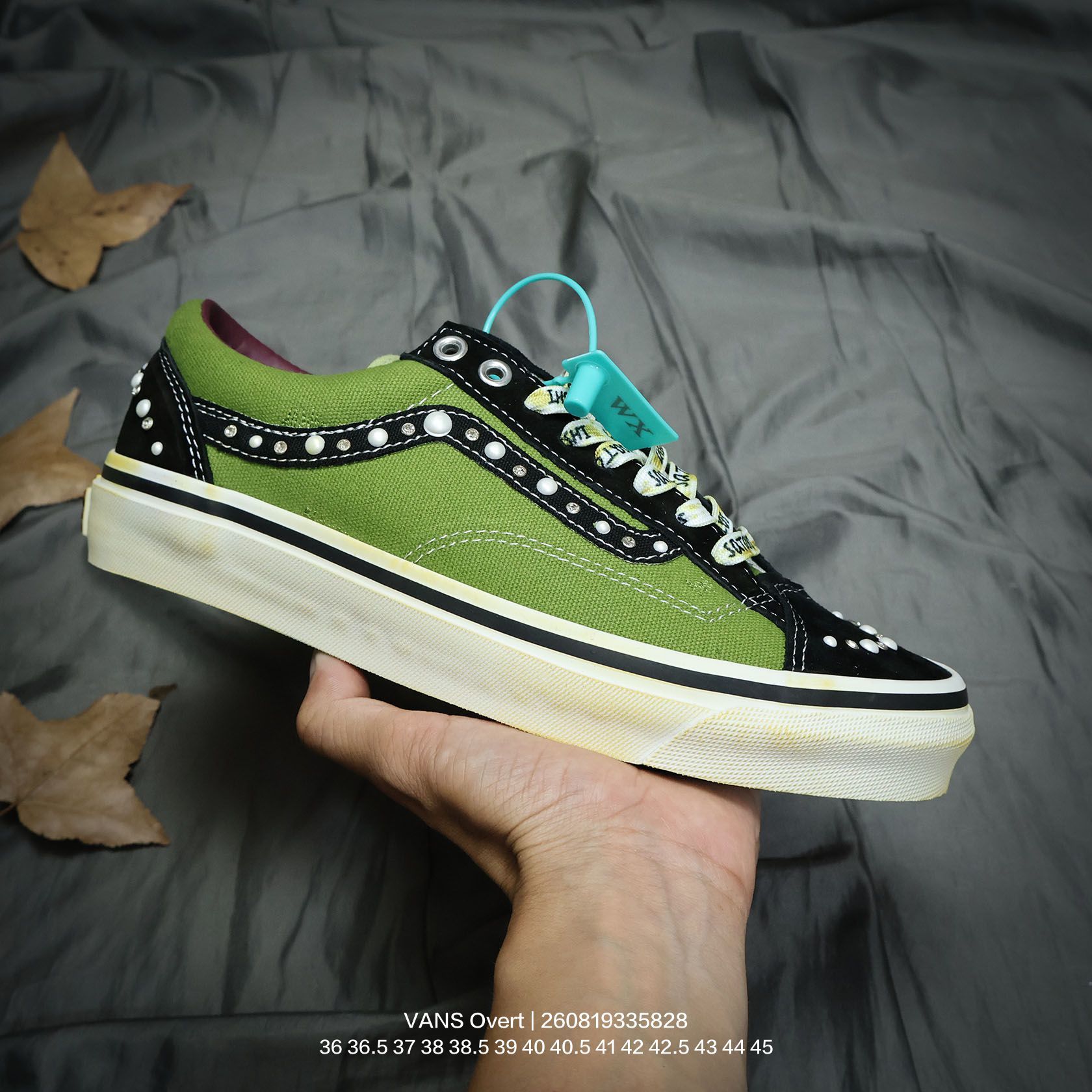 Tênis Vans Old Skool Overt Low
