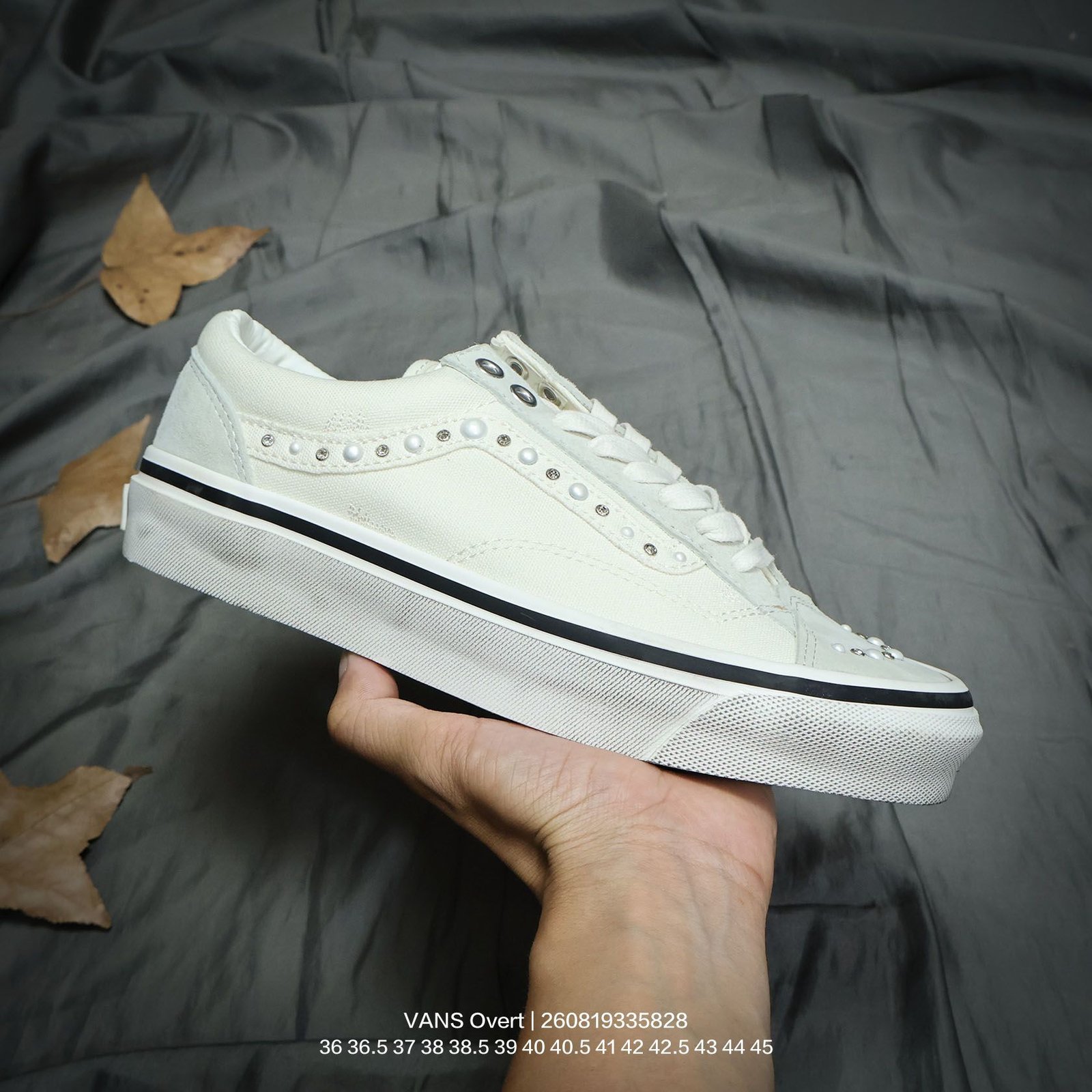 Tênis Vans Old Skool Overt Low