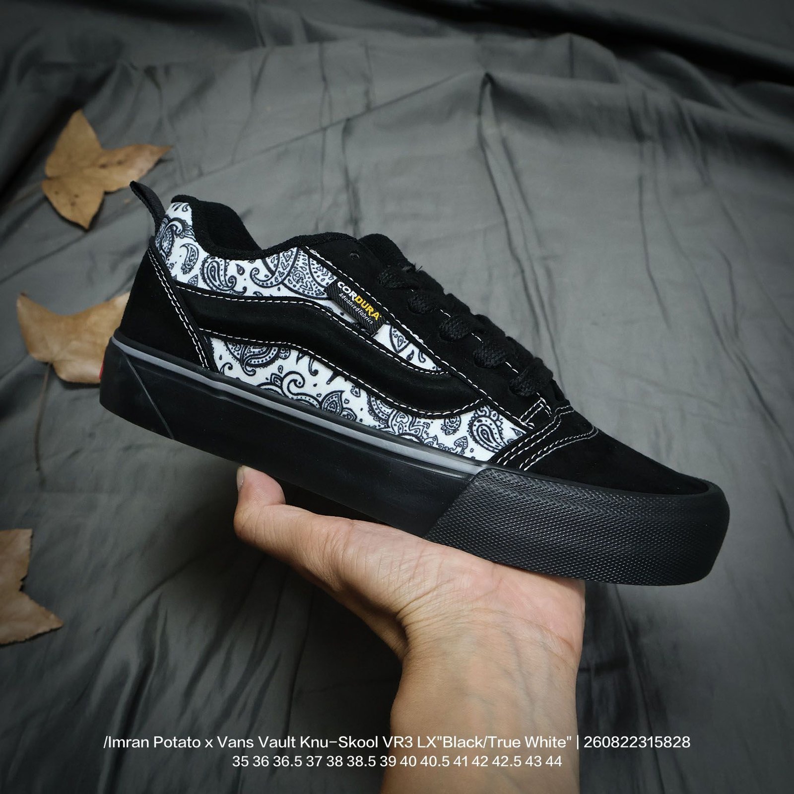 Tênis Vans Vault Knu-Skool VR3 LX