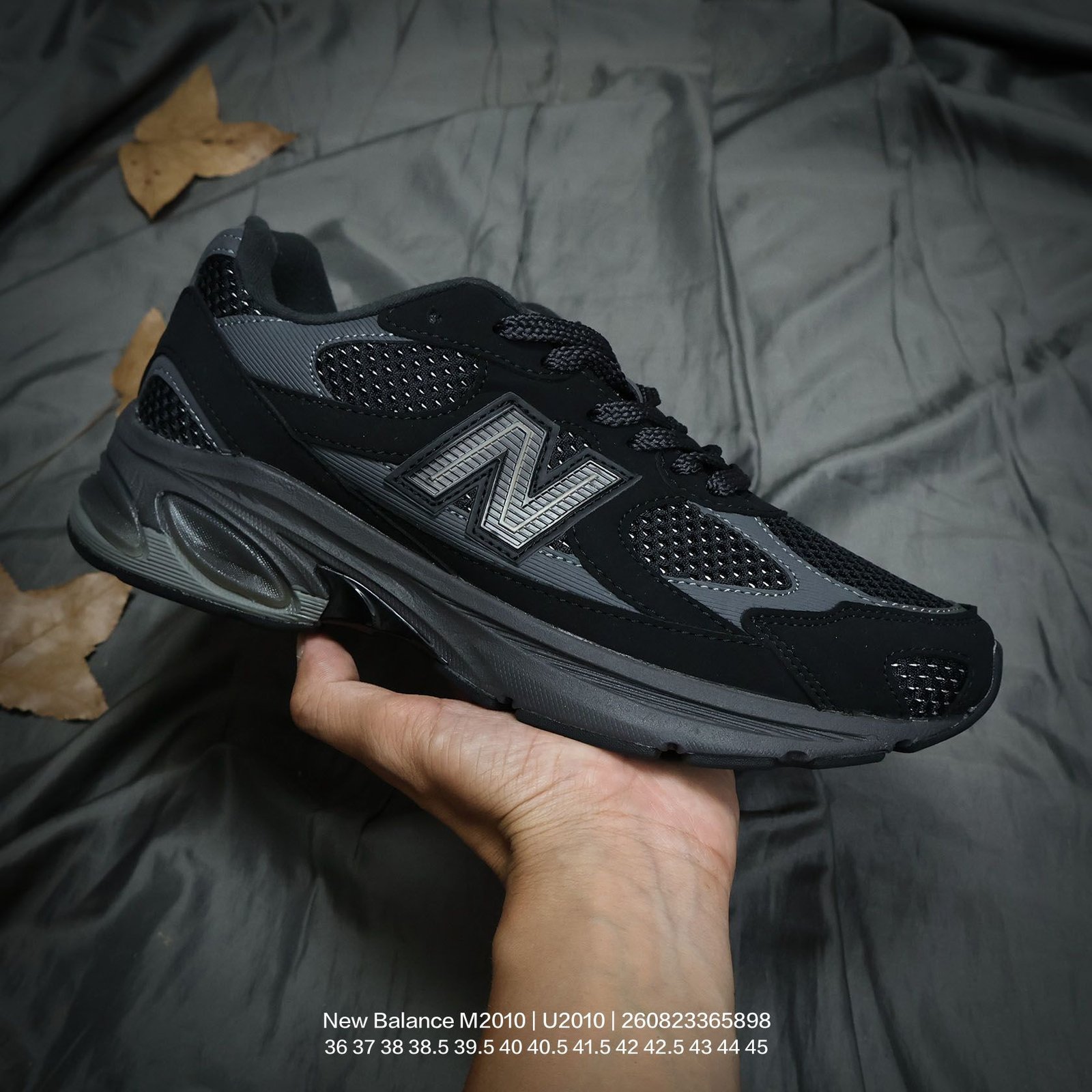 Tênis New Balance M2010