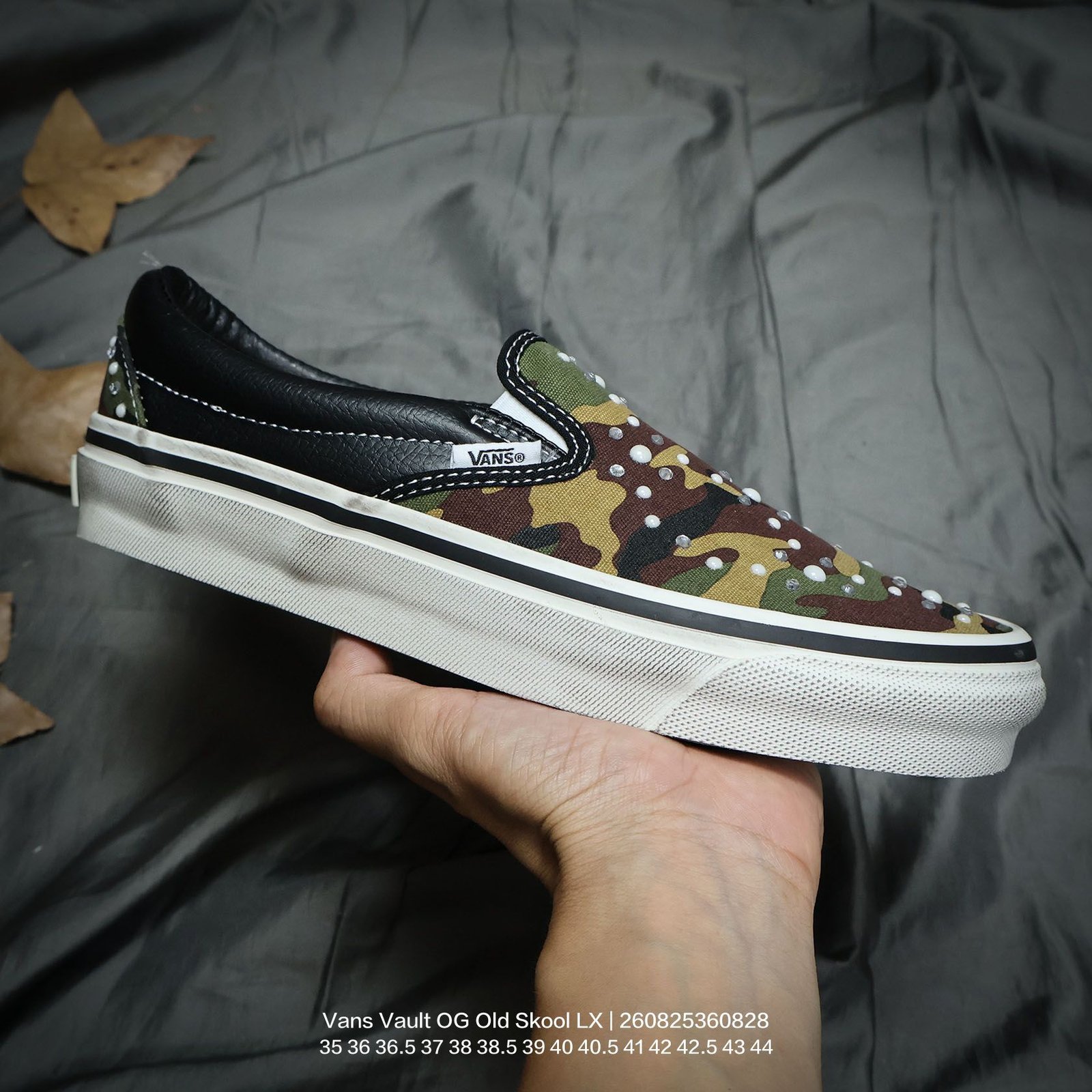 Tênis Vans Vault OG Old Skool LX