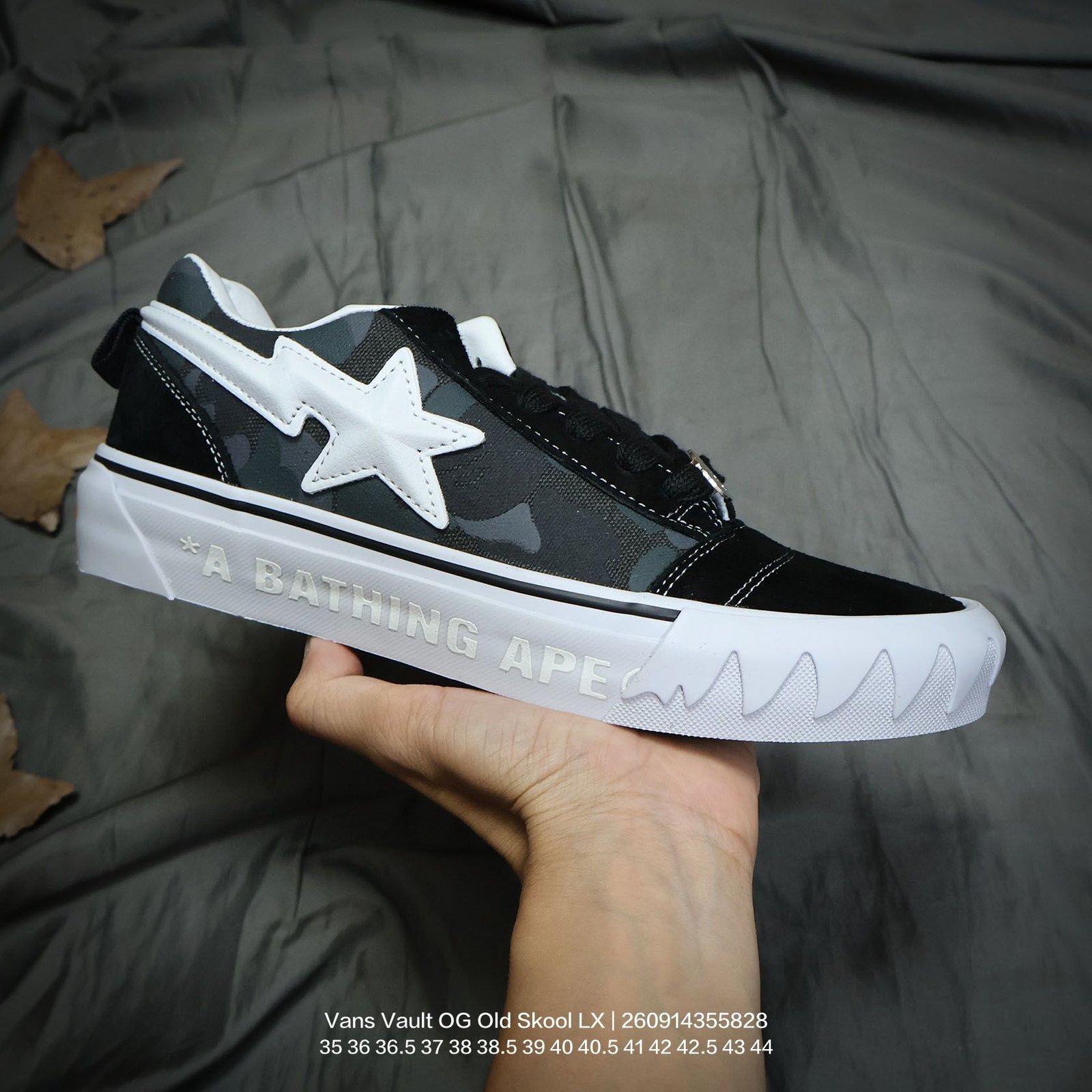 Tênis Vans Vault OG Old Skool LX