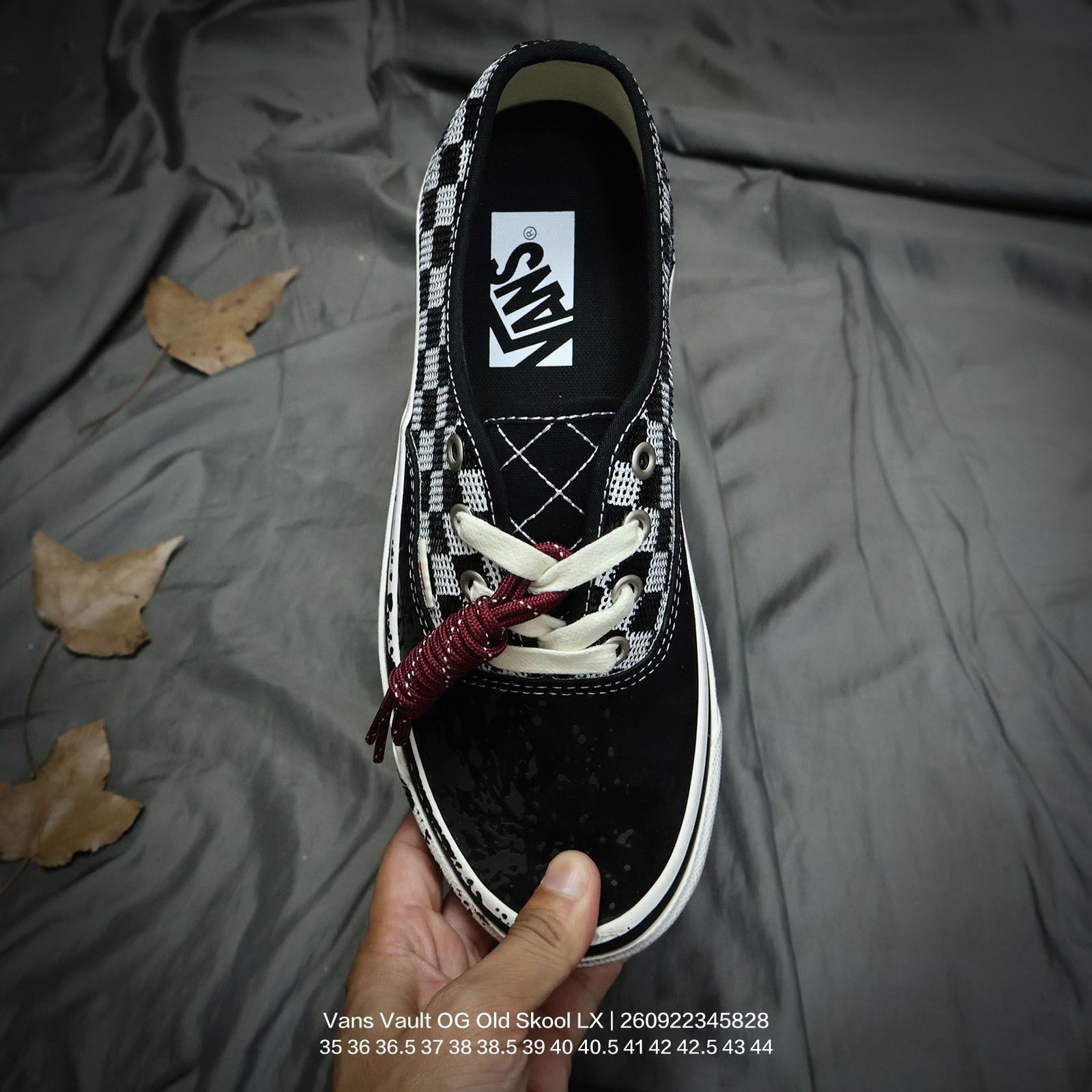 Tênis Vans Vault OG Old Skool LX - Imagem 2