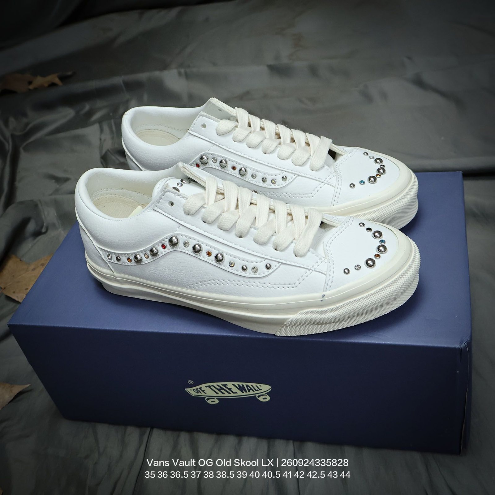 Tênis Vans Vault OG Old Skool LX