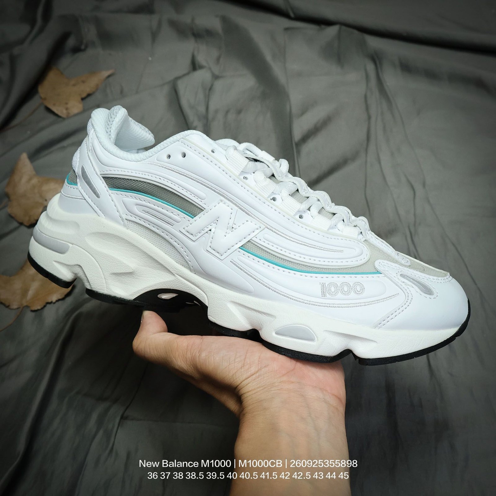 Tênis New Balance M1000