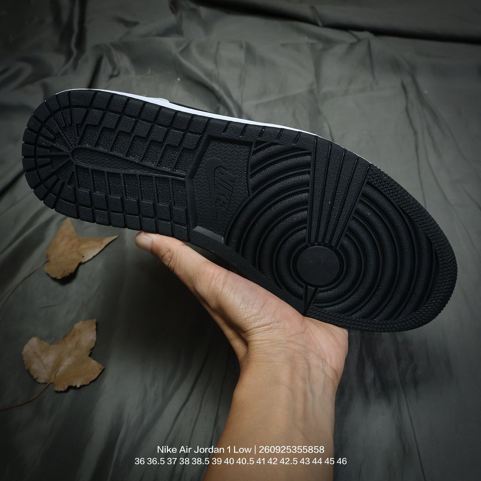 Tênis Nike Air Jordan 1 Low - Imagem 5