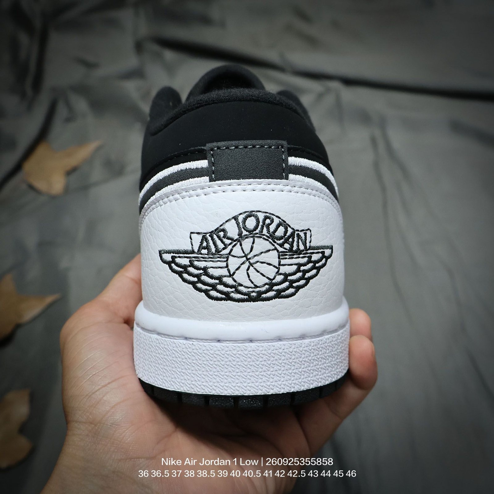 Tênis Nike Air Jordan 1 Low - Imagem 4
