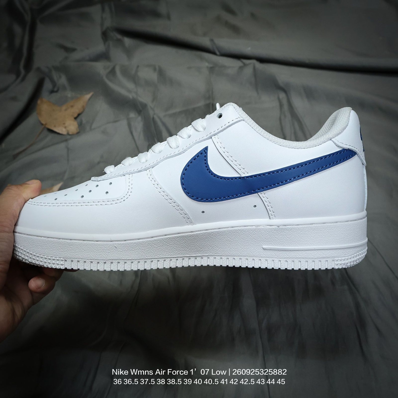 Tênis Nike Wmns Air Force 1 - Imagem 3