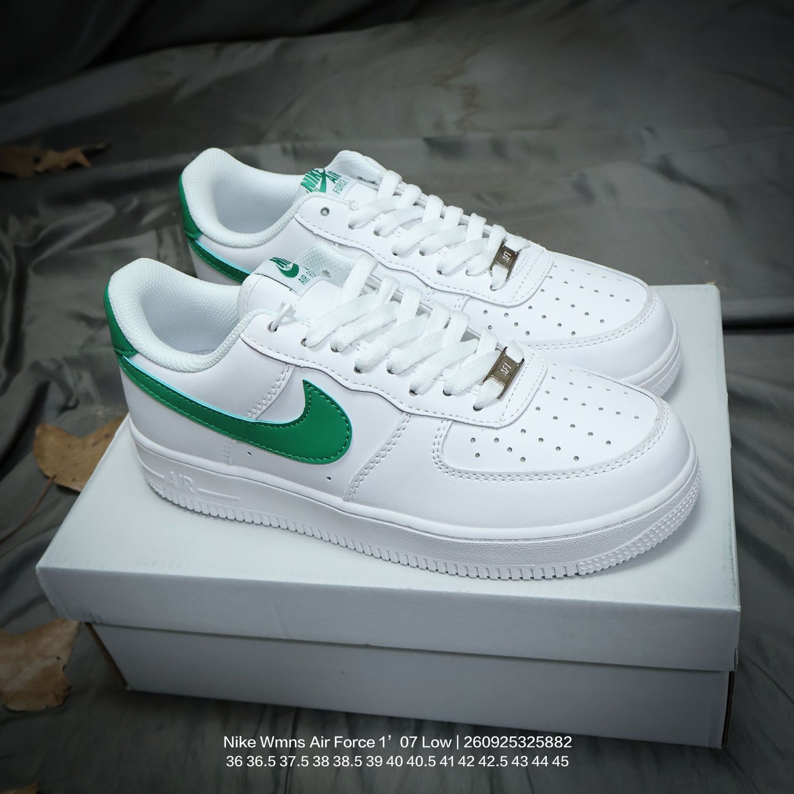 Tênis Nike Wmns Air Force 1 - Imagem 3