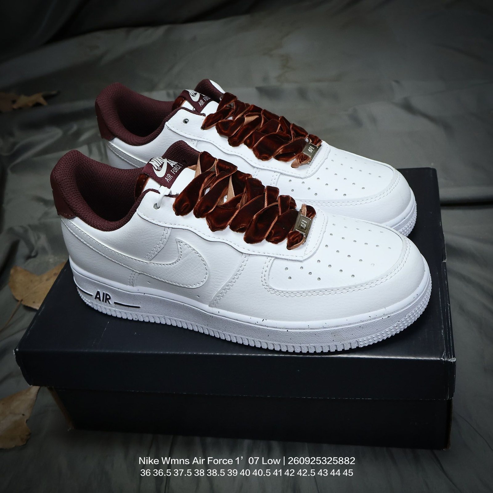 Tênis Nike Wmns Air Force 1 - Imagem 8