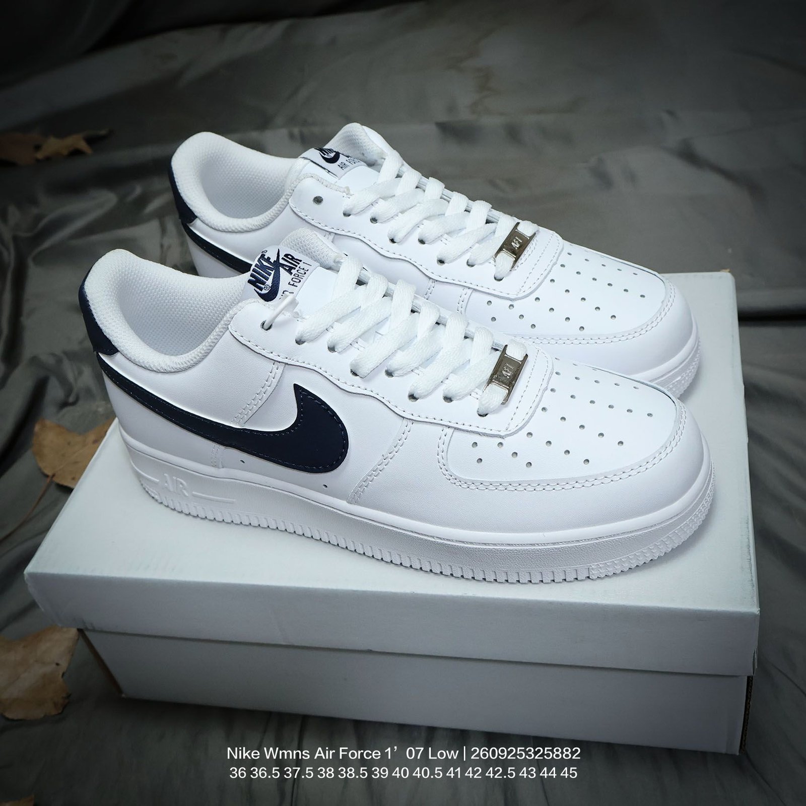 Tênis Nike Wmns Air Force 1 - Imagem 6