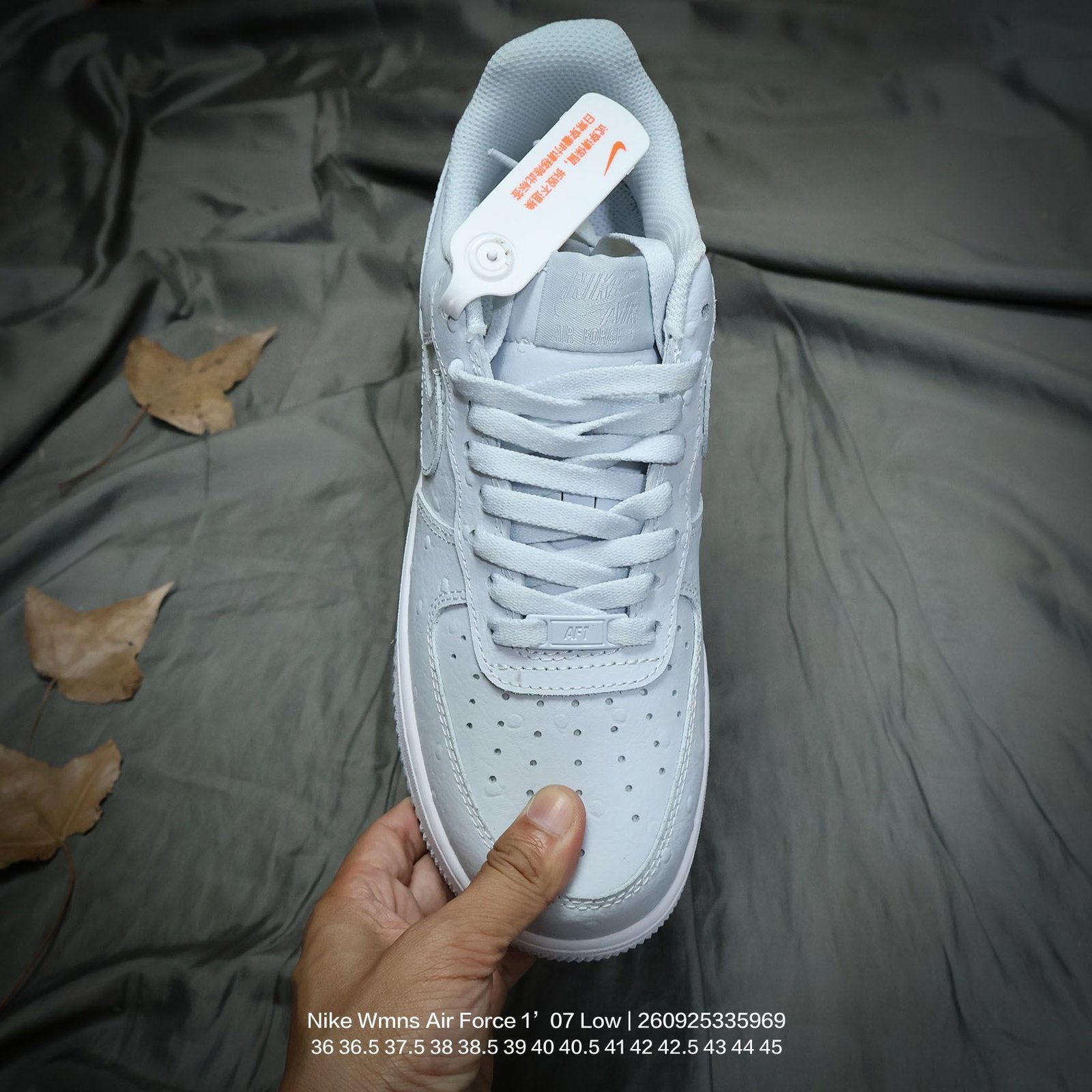 Tênis Nike Wmns Air Force 1 - Imagem 2