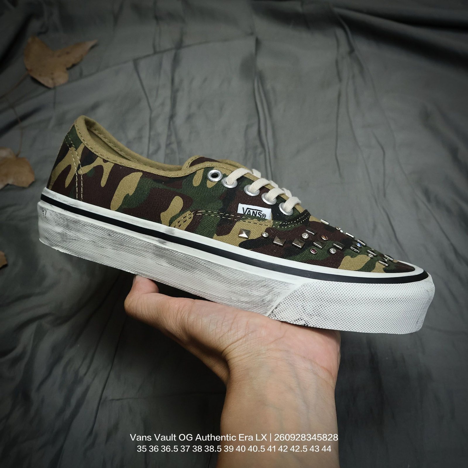 Tênis Vans Vault OG Authentic Era LX