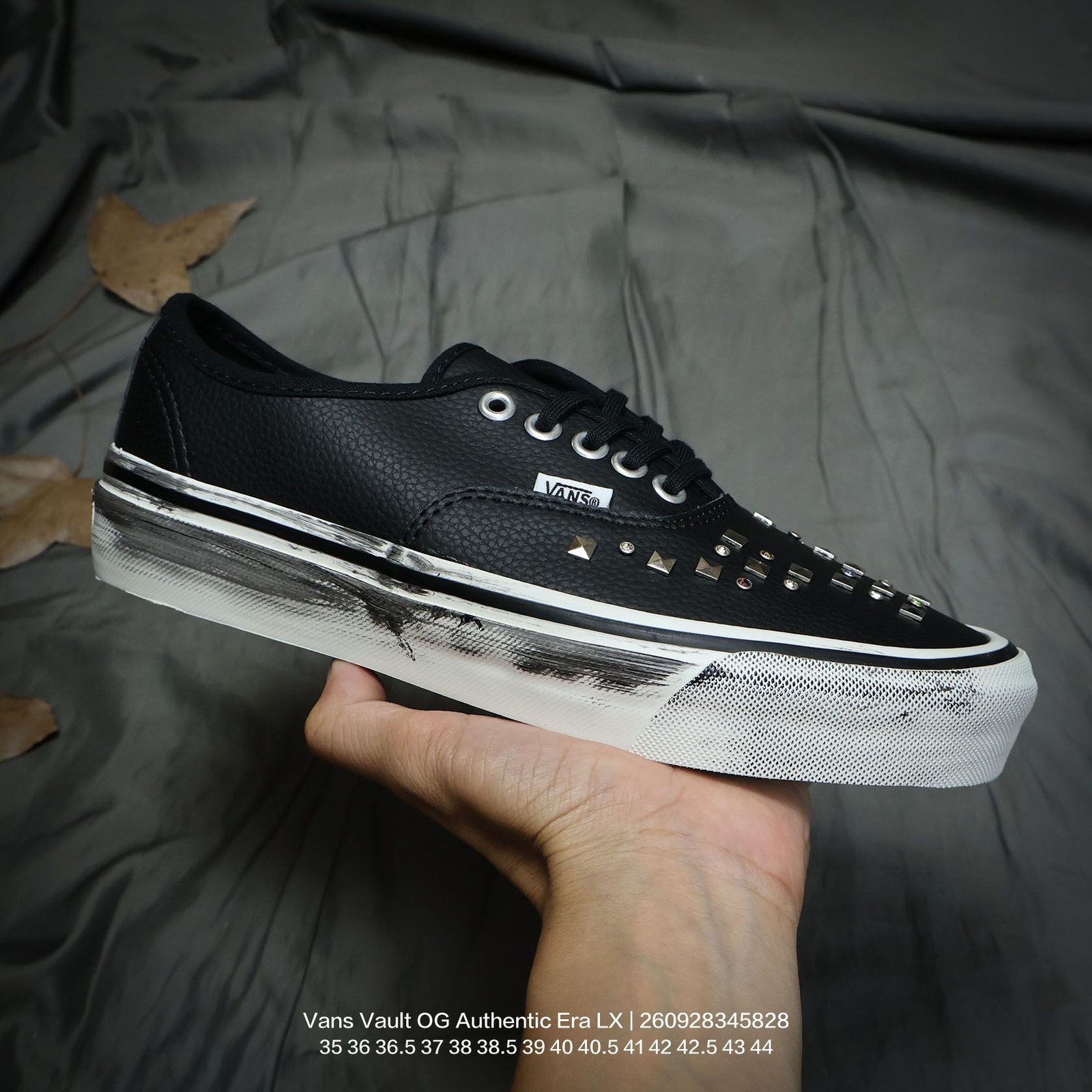 Tênis Vans Vault OG Authentic Era LX
