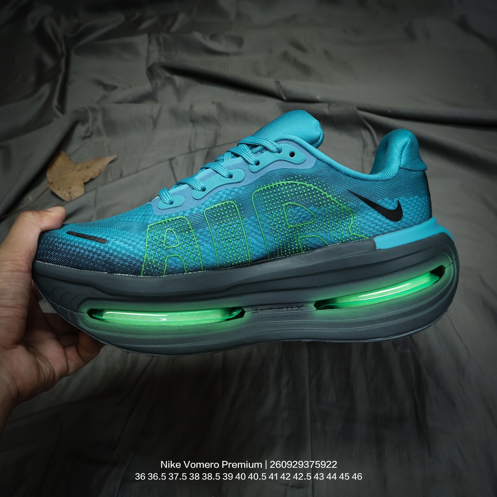 Tênis Nike Vomero Premium - Imagem 3