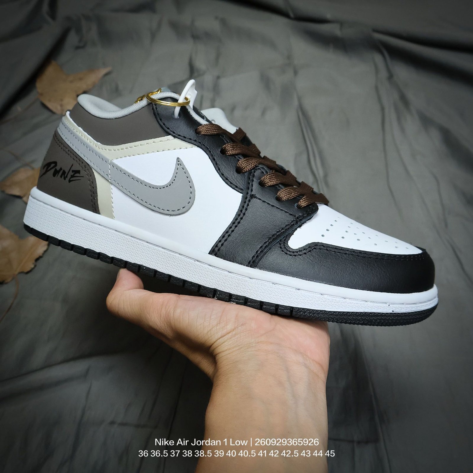 Tênis Nike Air Jordan 1 Low