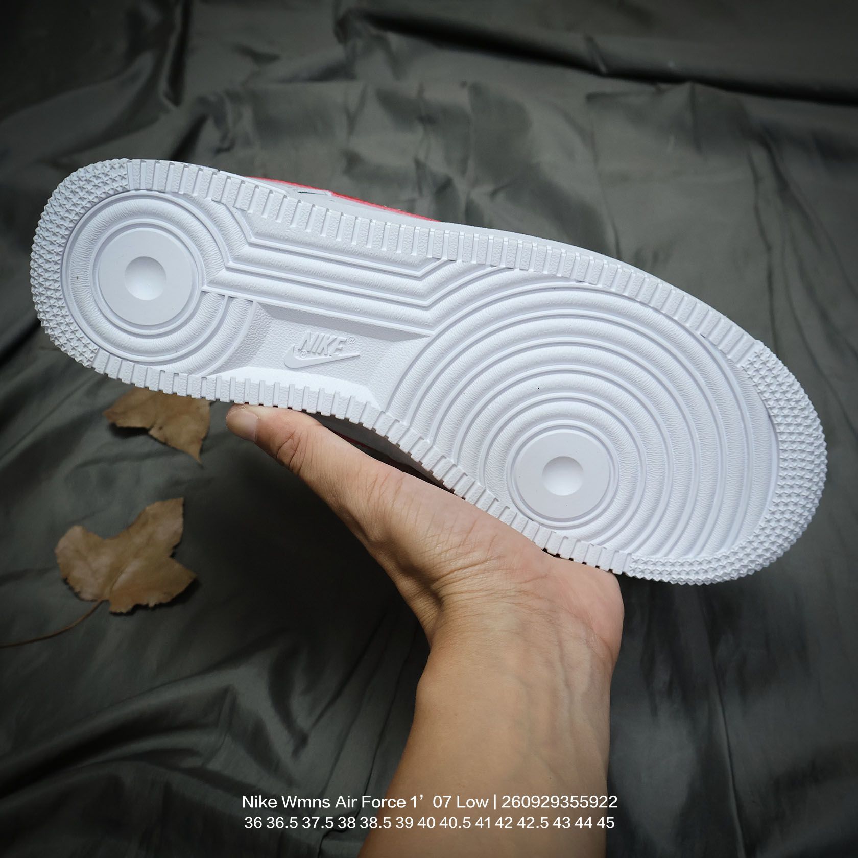Tênis Nike Wmns Air Force 1 - Imagem 5