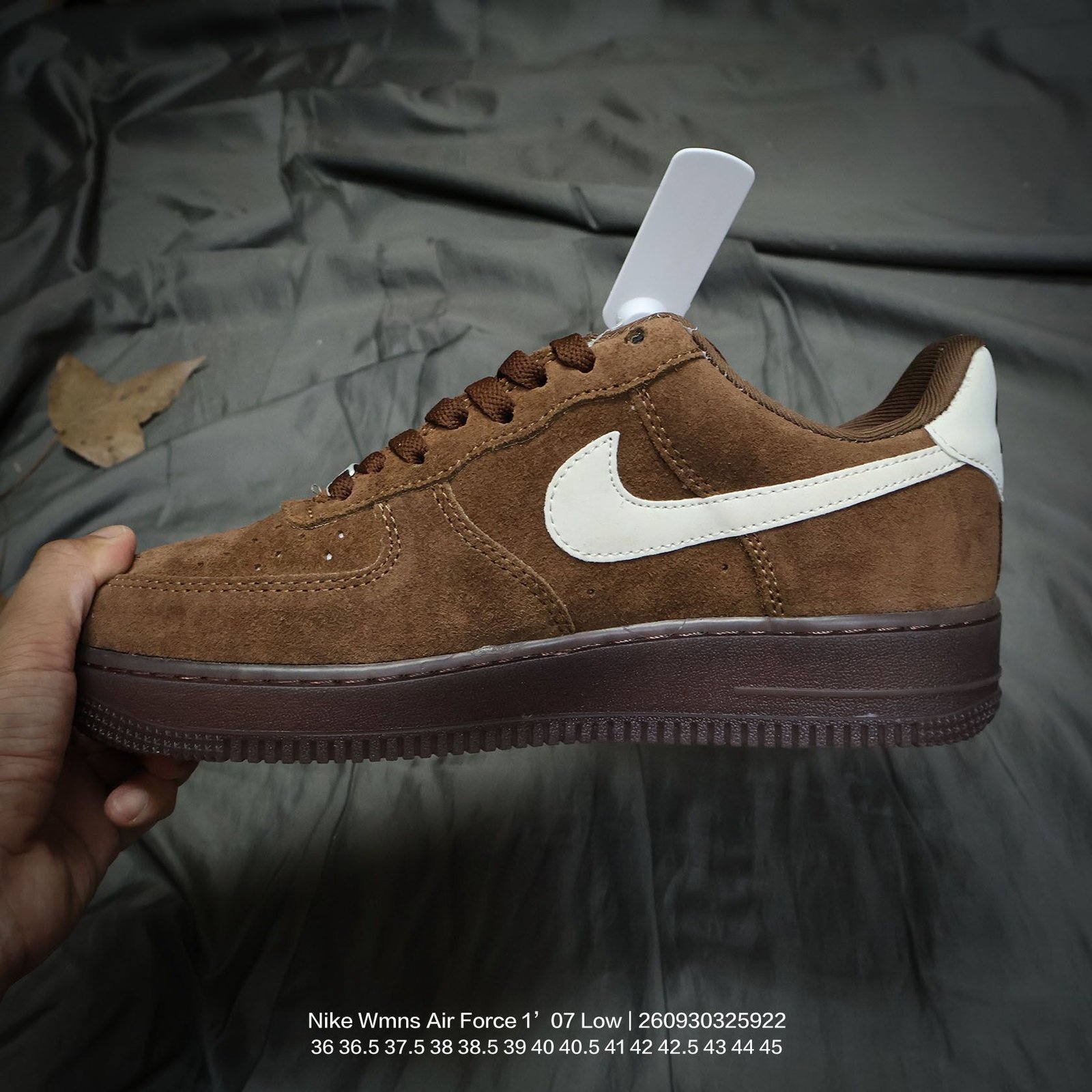 Tênis Nike Wmns Air Force 1 - Imagem 3