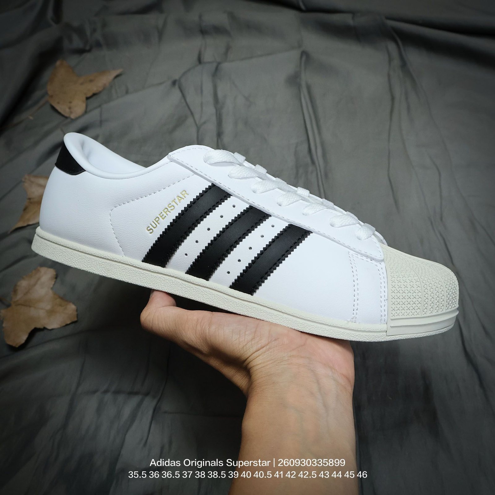 Tênis Adidas Superstar