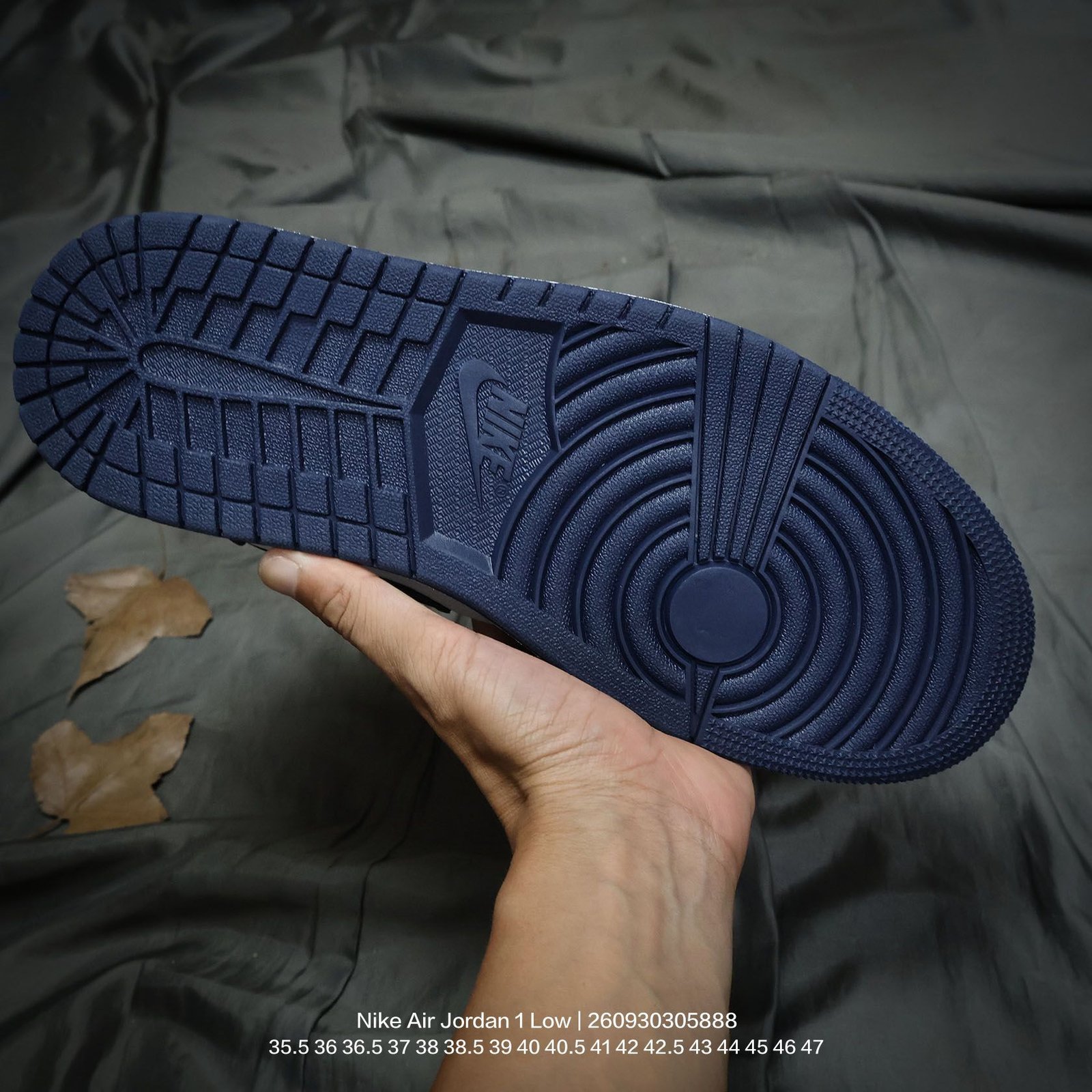 Tênis Nike Air Jordan 1 Low - Imagem 5