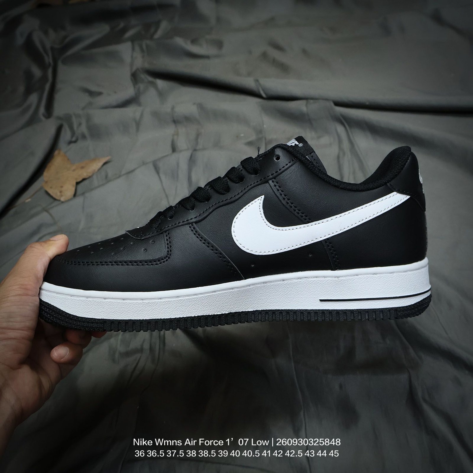 Tênis Nike Wmns Air Force 1 - Imagem 3