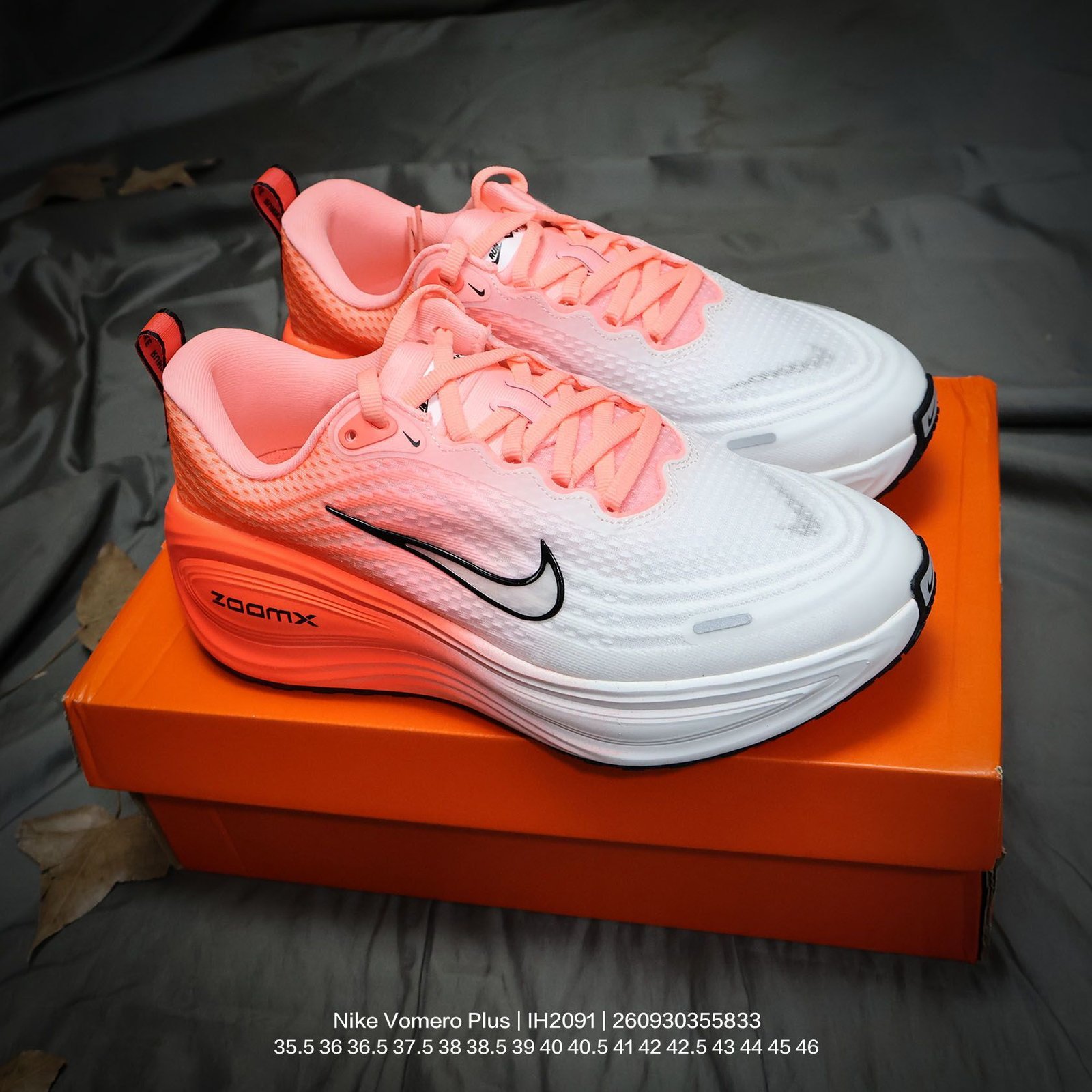 Tênis Nike Vomero Plus