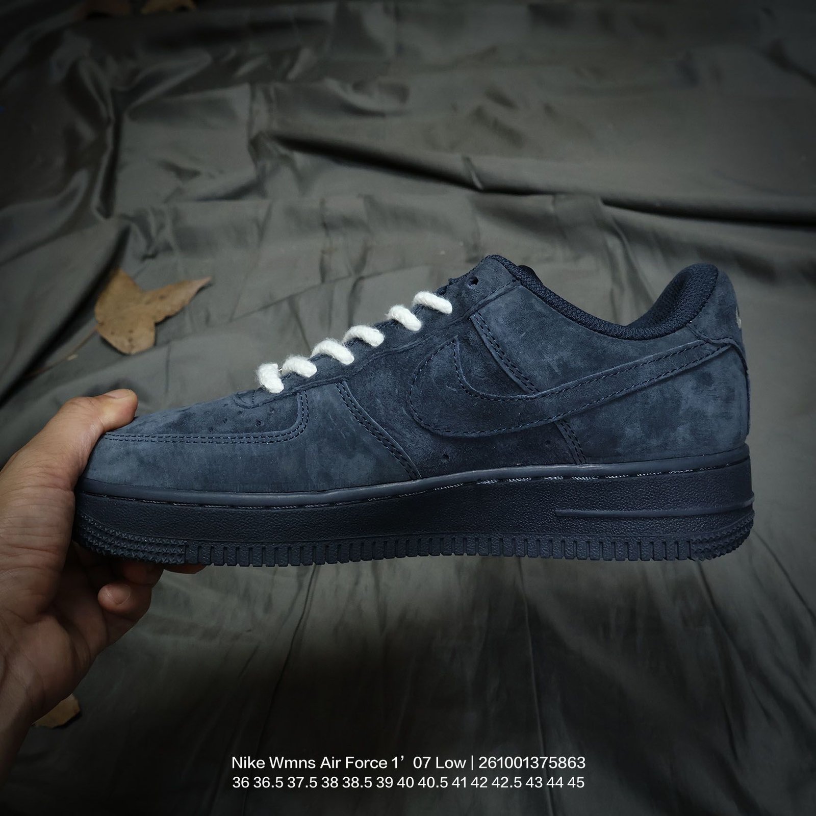 Tênis Nike Wmns Air Force 1 - Imagem 3