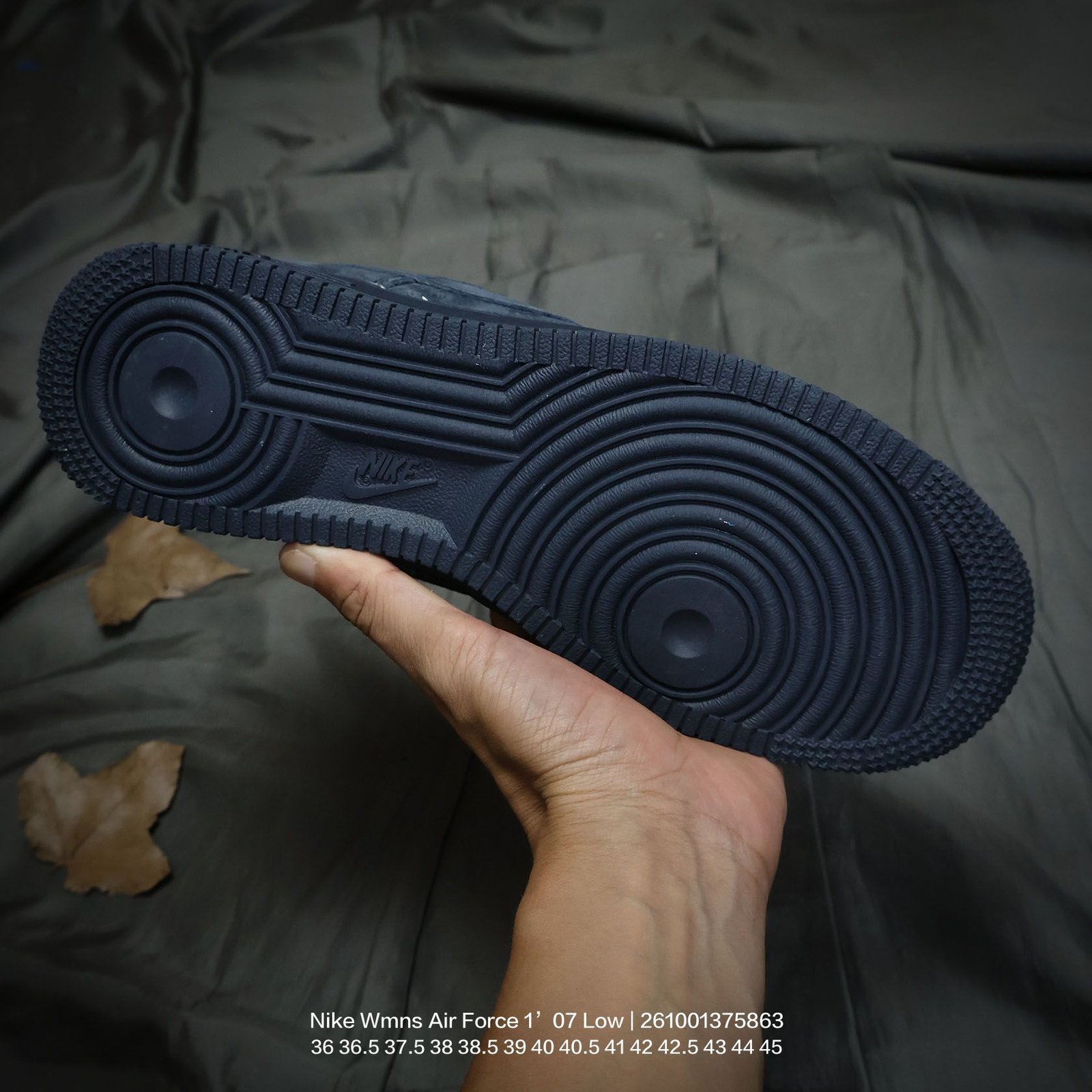 Tênis Nike Wmns Air Force 1 - Imagem 5